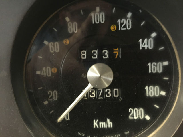 1972 Bahama Gold Land Rover Range Rover