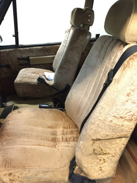 1972 Bahama Gold Land Rover Range Rover