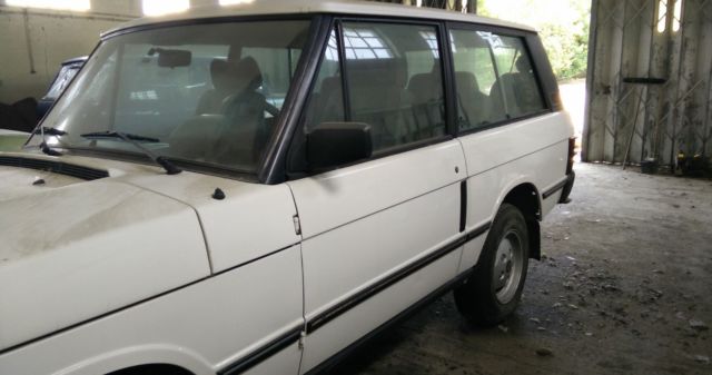 1994 White Land Rover Range Rover SUV