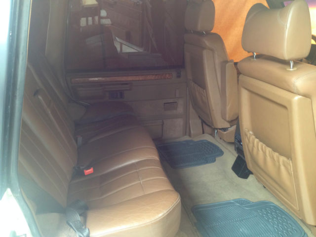 1993 Alpine White Land Rover Range Rover SUV