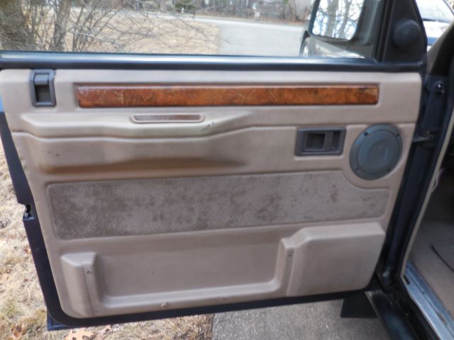 1992 Blue Land Rover Range Rover SUV