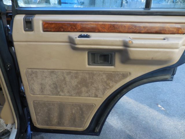 1992 Blue Land Rover Range Rover SUV