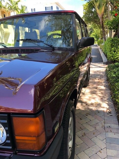 1991 White Land Rover Range Rover SUV