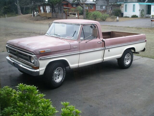 1972 Brown and White Ford F-250