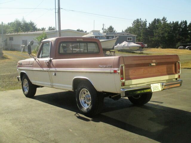1972 Brown and White Ford F-250