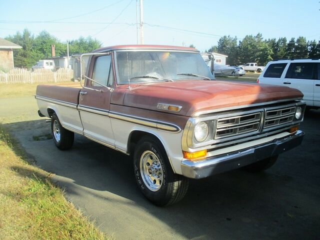 1972 Brown and White Ford F-250