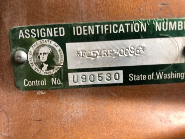 1972 Brown and White Ford F-250