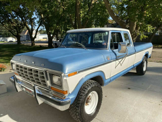 1979 Blue Ford F-350 Extended Cab Pickup