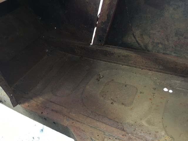 1955 Brown Austin Healey 100/4 Convertible