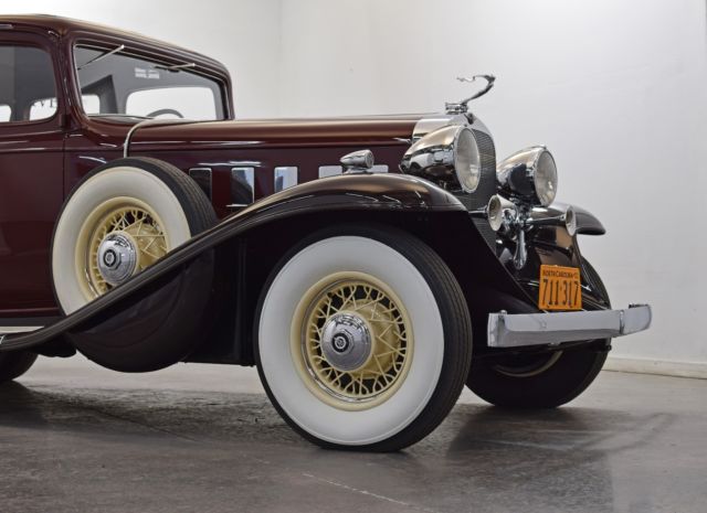 1932 Burgundy Cadillac 355 B