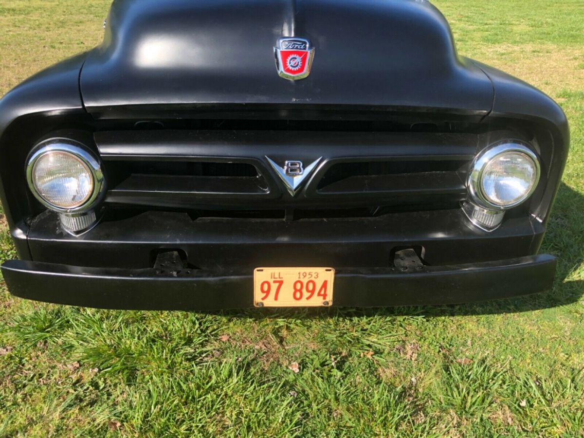1953 Ford F-100 Standard Cab Pickup