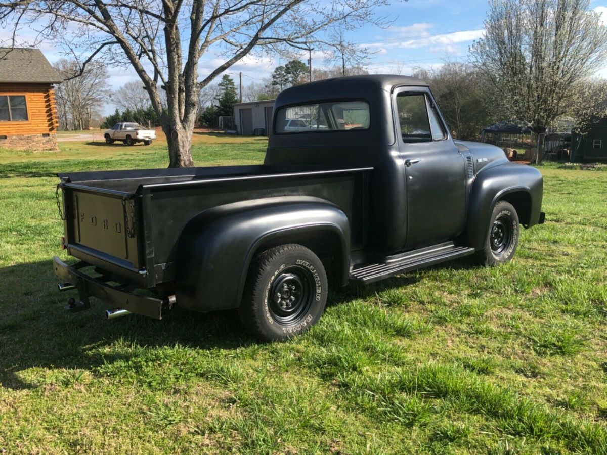 1953 Ford F-100 Standard Cab Pickup