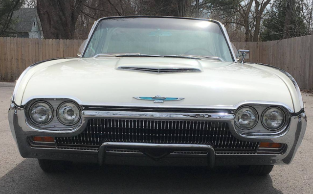 1963 Ford Thunderbird