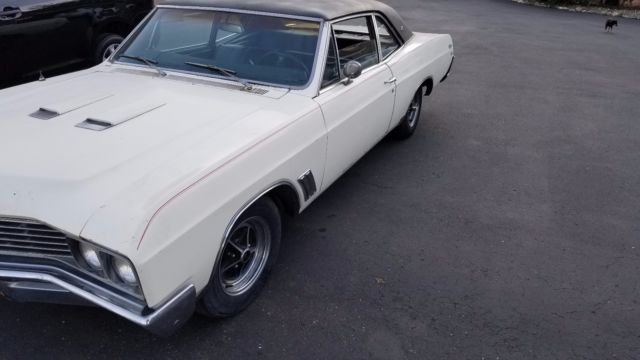 1967 YELLOW BUTTERNUT Buick Skylark Coupe
