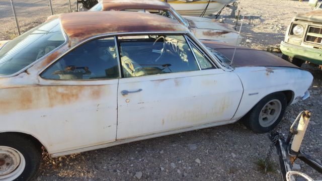 1968 White Chevrolet Corvair Coupe