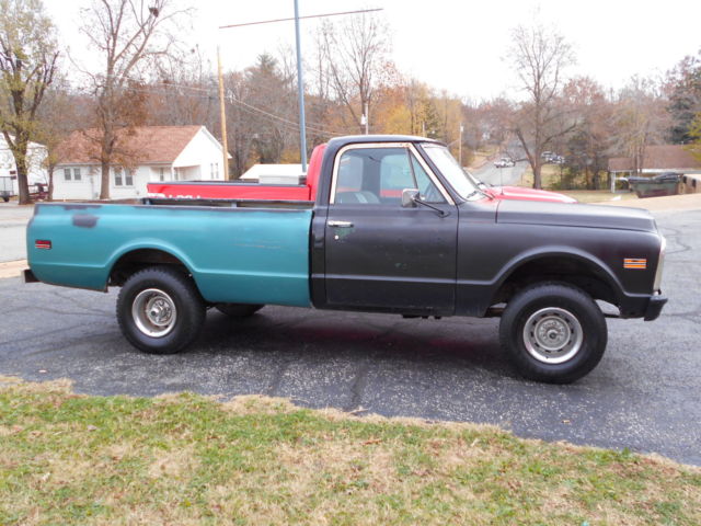 1970 Black, Green Chevrolet C-10 Single Cab Pickup