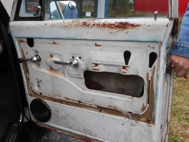 1970 Black, Green Chevrolet C-10 Single Cab Pickup