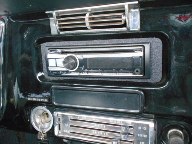 1970 Black, Green Chevrolet C-10 Single Cab Pickup