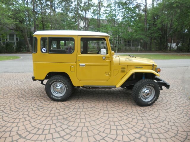 1978 Mustard Toyota Land Cruiser SUV