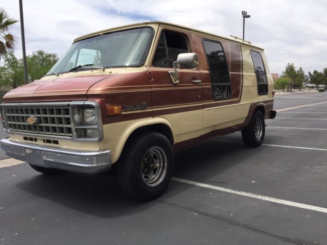 1981 Tan & brown Chevrolet G20 Van Extended Passenger Van