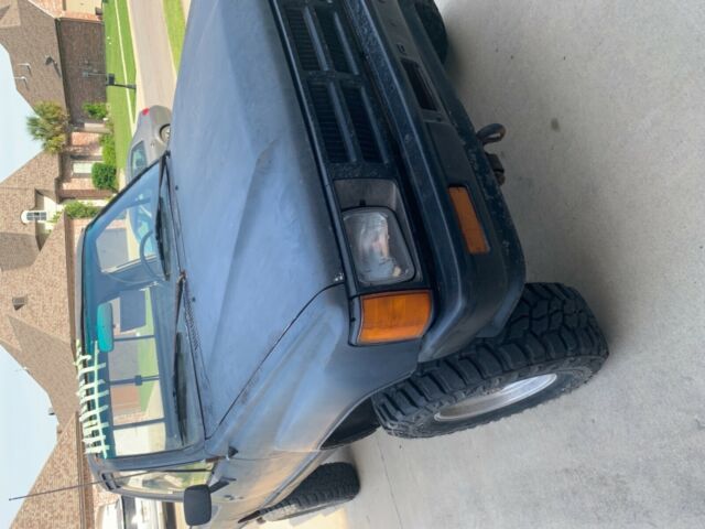 1984 Black Toyota Toyota Truck Standard Cab Pickup