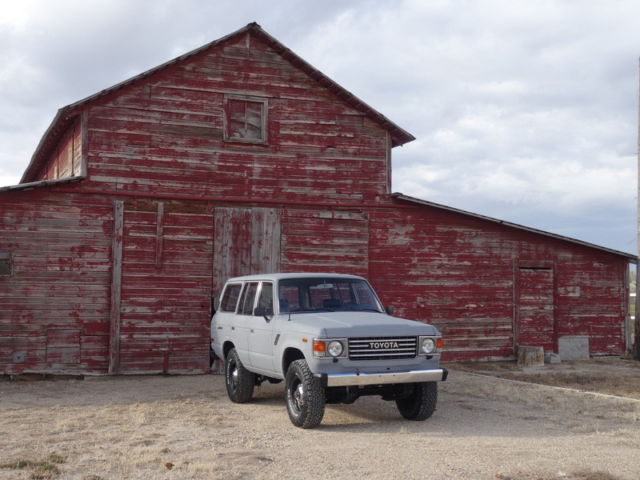 1985 Silver Toyota Land Cruiser SUV