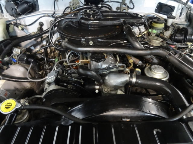 1985 Silver Toyota Land Cruiser SUV