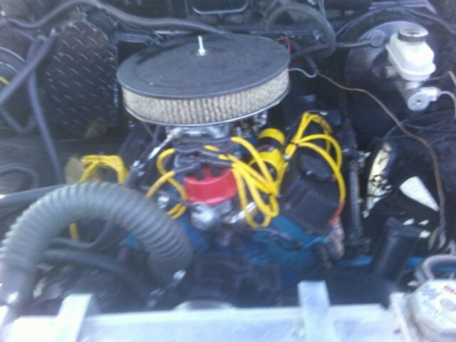 1986 Red Ford Bronco SUV