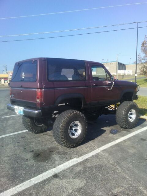 1986 Red Ford Bronco SUV