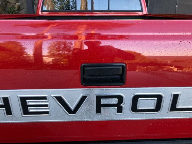1990 Red Chevrolet C/K Pickup 1500 Standard Cab Pickup