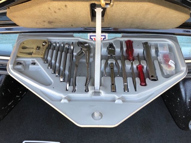 1982 Black BMW 3-Series Coupe