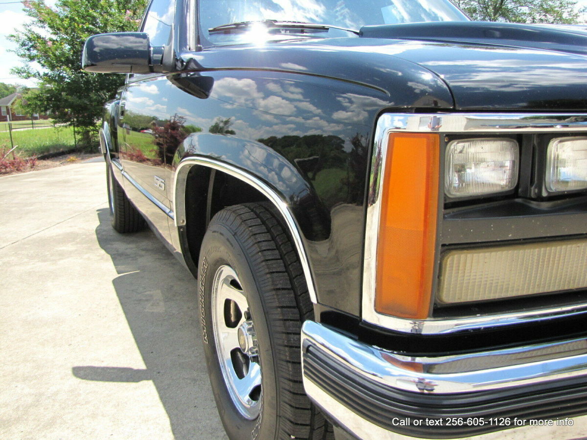 1989 Black GMC Sierra 1500 Standard Cab Pickup