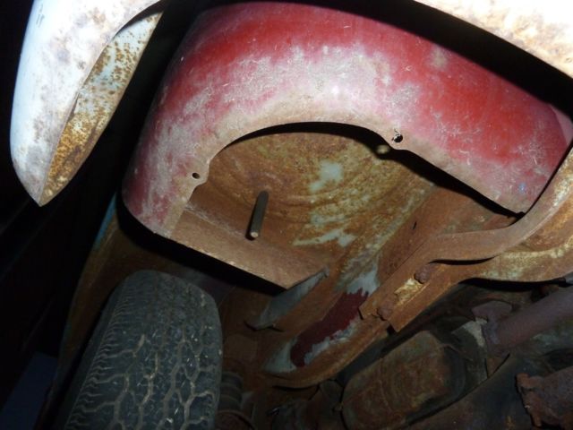 1967 Red & White Volkswagen Bus/Vanagon micro bus