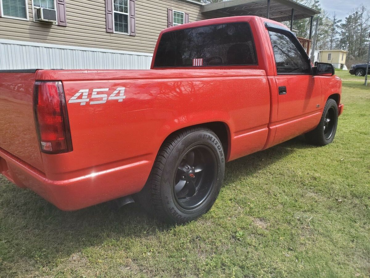 1991 Red Chevrolet C/K Pickup 1500 Standard Cab Pickup