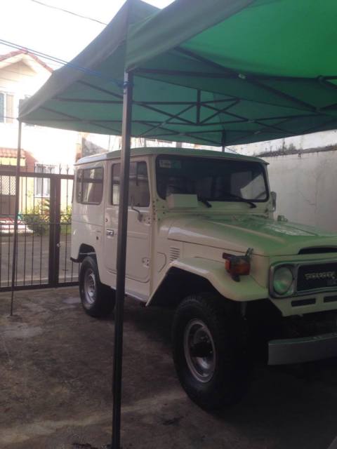 1980 white  Toyota Land Cruiser