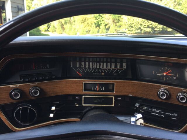 1970 Wimbledon White Ford Galaxie Coupe