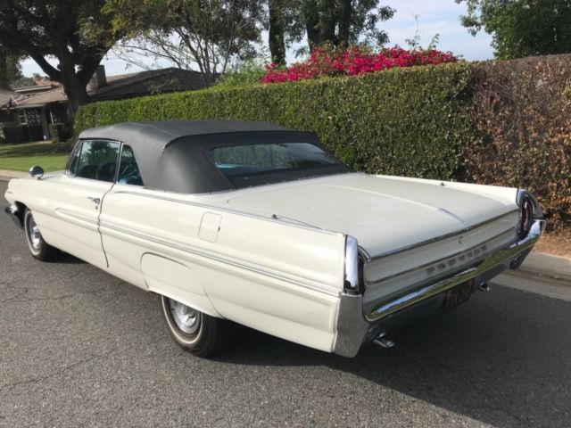 1962 White Pontiac Catalina Convertible