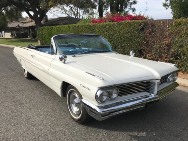 1962 White Pontiac Catalina Convertible