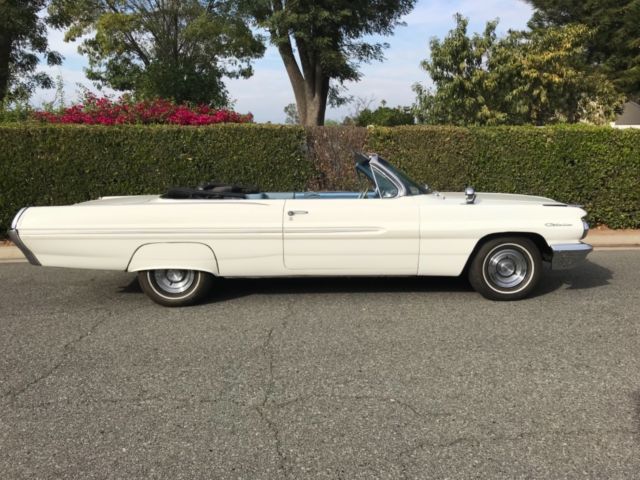 1962 White Pontiac Catalina Convertible
