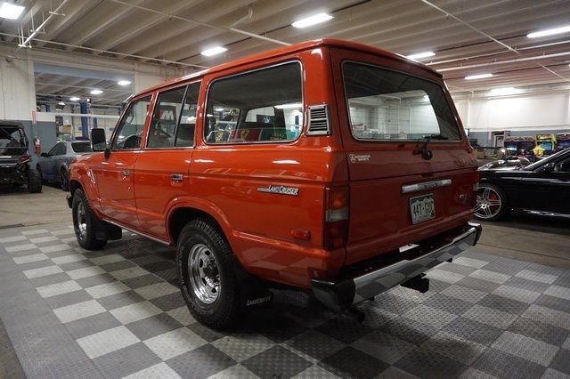 1990 Red Toyota Land Cruiser Wagon