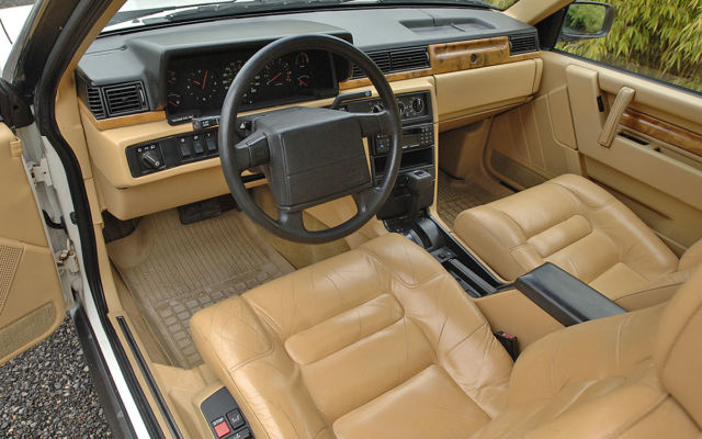 1989 White Volvo 780 Bertone Coupe
