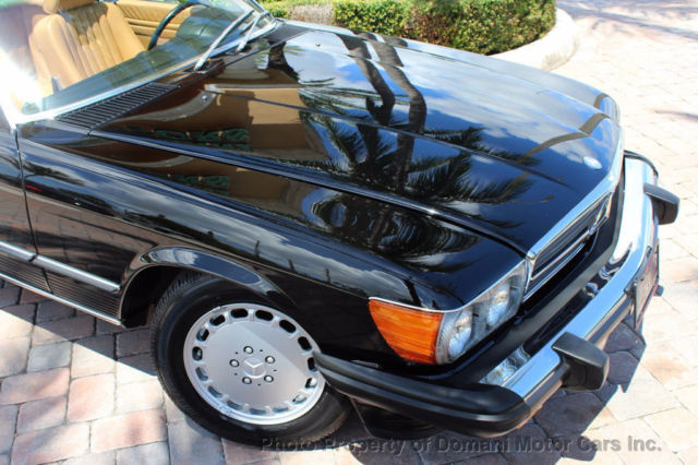 1988 Black Mercedes-Benz 500-Series Convertible