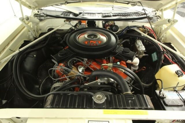 1970 Gold Chrysler 300-H Coupe