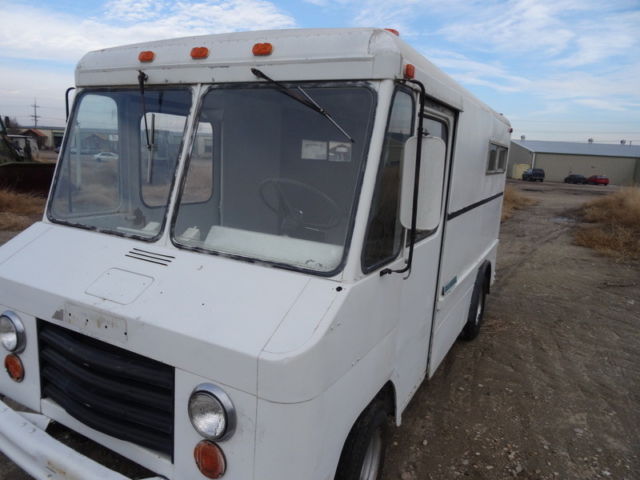 1966 White Chevrolet Stepvan P30 Stepvan