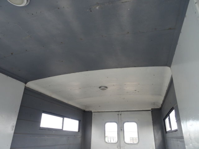 1966 White Chevrolet Stepvan P30 Stepvan