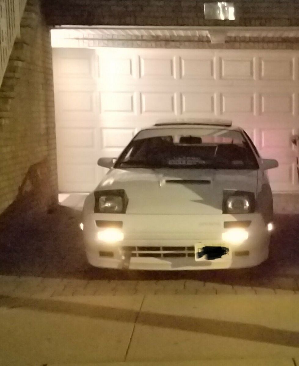 1988 White Mazda RX-7 Coupe