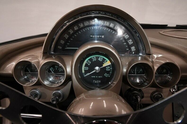 1961 Fawn Beige Chevrolet Corvette --