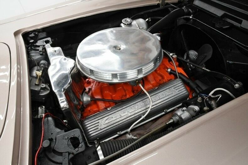 1961 Fawn Beige Chevrolet Corvette --