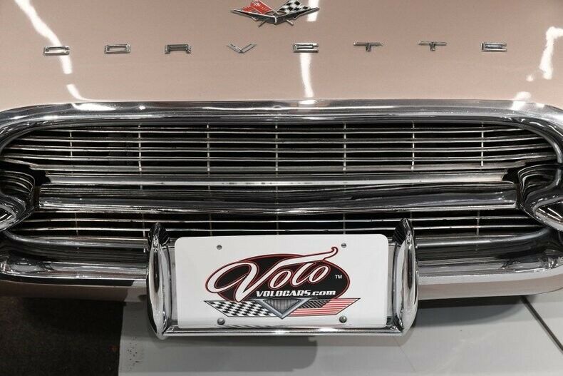 1961 Fawn Beige Chevrolet Corvette --