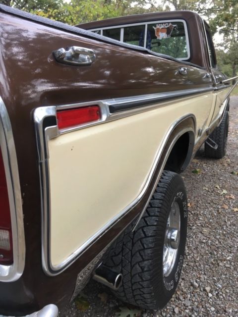 1979 Brown Ford F-250 Cab & Chassis